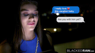 Blackedraw - Lana Rhoades kedveli a gigászi hímtagot