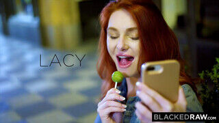 BlackedRaw - Lacy Lennon szereti a méretes kukacot