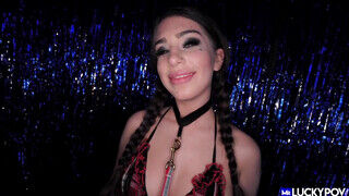 Joseline Kelly nyálasan imád szívni