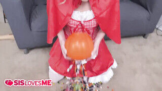 Katie Kush a cosplayes fiatal pipi