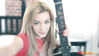Sonya Sweet feneke megdugva
