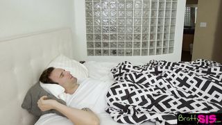 Perverz tinédzser bige a nevelő faterjával kupakol