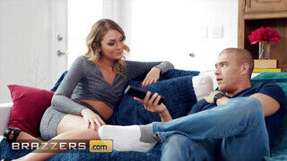Brazzers - Demi Sutra és Charlotte Sins édeshármasban kúrel