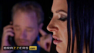 Brazzers - Angela White és Molly Stewart leszbikus pornója