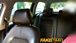 FakeTaxi - román cigó szuka bírja a kiképzést
