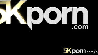 5KPorn - Naomi Blue vaginája megkefélve