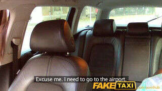 FakeTaxi - fekete csajszit beviszik a kukoricásba