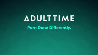 ADULT TIME - Savannah Sixx teljes test masszázst ad a mostoha apjának
