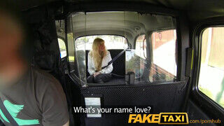 FakeTaxi szőrös bulás vörös maca