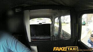 FakeTaxi - tornacipős maca pélót akar és kap is