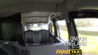 FakeTaxi - begerjedt úrnő méretes rúdat akar