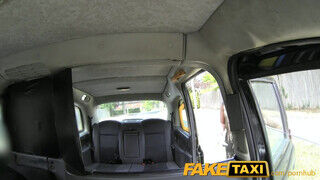 FakeTaxi rózsazsín bugyis bige