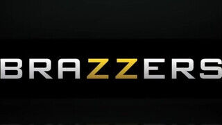 Vampirella a gigantikus faszra indul be igazán - Brazzers
