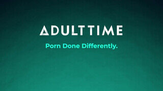 ADULT TIME - Isabella Nice könyörög, hogy édeshármasban kúrhasson