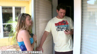 Staci Silverstone óriási dárdát kap - Reality Kings