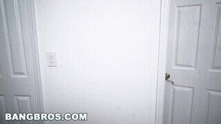 Skin Diamond a bombázó néger fiatal suna - Bangbros