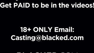 BLACKED - Lily begerjed az óriás faszra