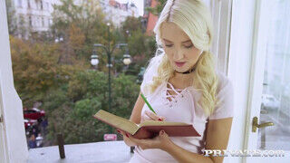 Private com - Helena Moeller segglyukba is kedveli