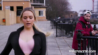 Private com - Mia Malkova a mosodában közösül