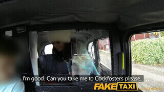 FakeTaxi - Mai Bailey a tetkós repedtsarkú