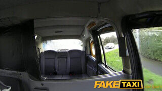 FakeTaxi - Csöcsös cseh szuka a taxiban