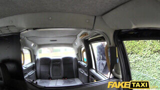 Fake Taxi - Lexi Lou segge is megkúrva