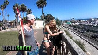 TeamSkeet - a strandon felszedett szuka keményen megtéve