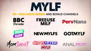 MYLF - bögyös milf lábbal kúrja meg a cerkát