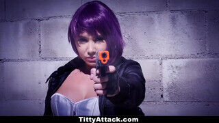 Teamskeet - Cosplay-es hatalmas didkós csajszika