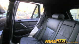 FakeTaxi - világos szőke szemüveges kis csajt nem nehéz rábeszélni