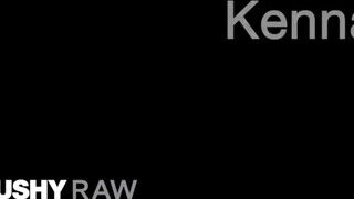 TUSHYRAW - Kenna James szűk popója megbaszva