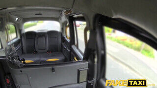 Fake Taxi - Gigászi picsájú kolumbiai milf hátsó nyílásba kúrva