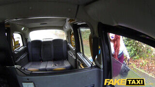 Fake Taxi - Csöcsös vörös milf megdöngetve