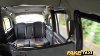 Fake Taxi - Perverz óriási cicis érett nő