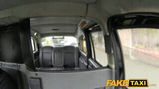 Fake Taxi - Dundi világos szőke segget is nyal