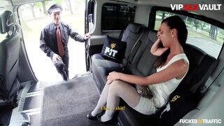 FuckedInTraffic - Alicia Wild gigászi didkós cseh bébi