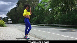 TeamSkeet - Janeth a borostás cuncis brazil
