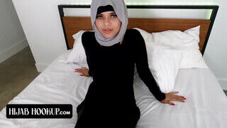 Hijab Hookup - Arab csaj megbaszva