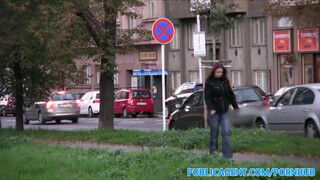 PublicAgent - Óriás cickós cseh pipi