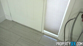 PropertySex - Crystal Rush vaginája megkúrva