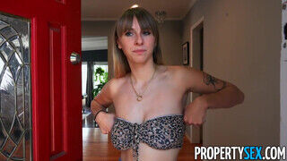 PropertySex - Angel Youngs a gigantikus tőgyes tinédzser