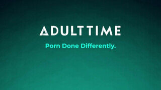 ADULT TIME - Jemma Valentine a kívánatos világos szőke milf