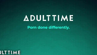 ADULT TIME - Kira Noir romantikus baszása
