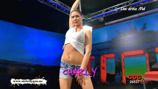 German Goo Girls - Vékony csajszika csoport szex bulija
