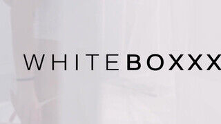 WhiteBoxxx - A szeretője előtt csinálja a lány