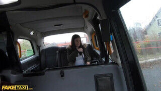Fake Taxi - Little Eliss a termetes cicis tinédzser