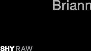 TUSHYRAW - Brianna a kívánatos argentin milf