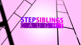 StepSiblingsCaught - Elsa Jean és Chloe Cherry édeshármasban szexelnek