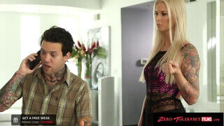 ZeroTolerance - Brooke Banner a termetes cickós milf