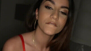 RICKYSROOM - Roxie Sinner a méretes cickós latin amerikai
